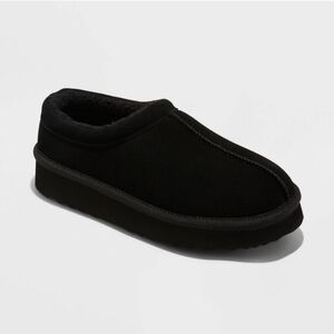 Like New-Black women slippers